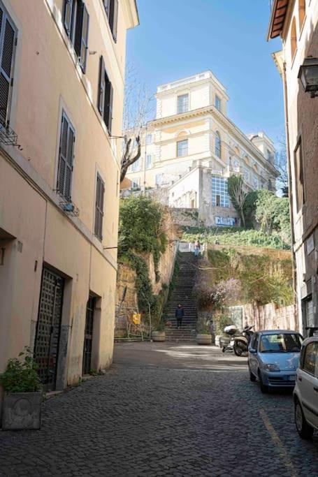 Le Petit Prince Rome Luaran gambar